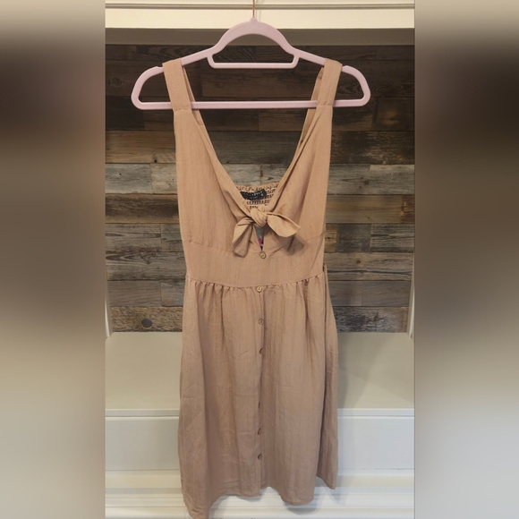 Dainty Hooligan Beige Midi Dress with Faux Button Detail & Bow Tie - Picture 4 of 8